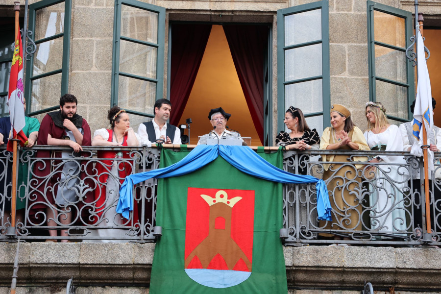 El cronista de la ciudad abre la Feira Franca Medieval de Betanzos