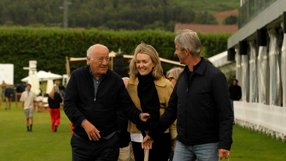 Amancio Ortega y Marta Ortega, este viernes, en Casas Novas / Quintana