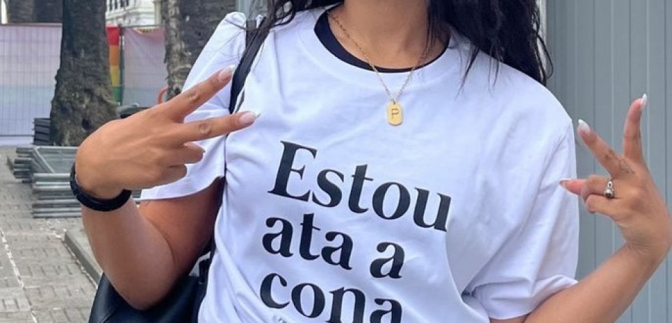 La camiseta de Chanel en A Coruña con un guiño a Galicia