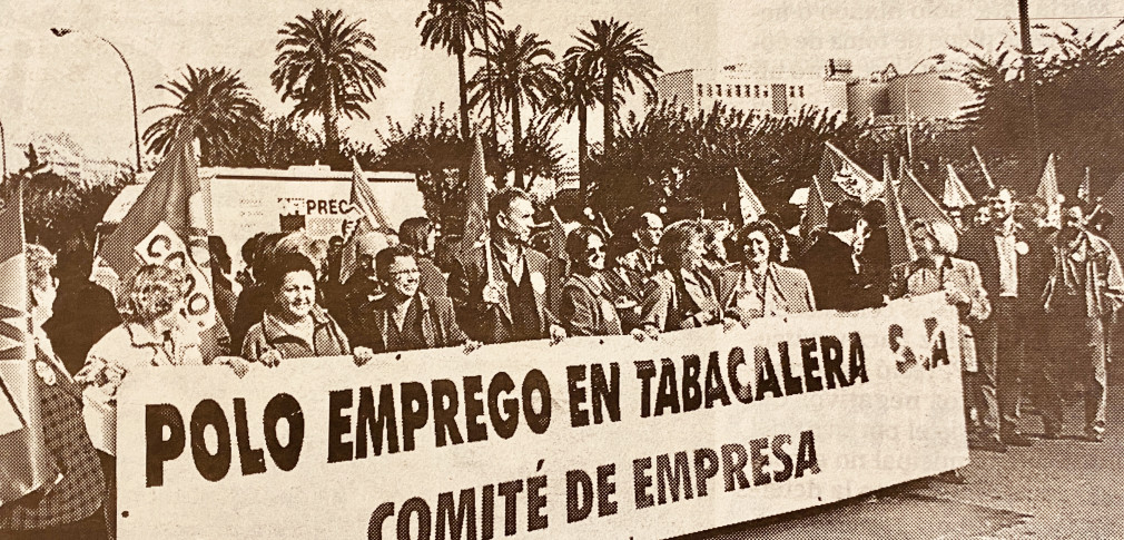 Hace 25 años | Clamor contra el cierre de la Fábrica de Tabacos y el Dépor ficha a Jaime