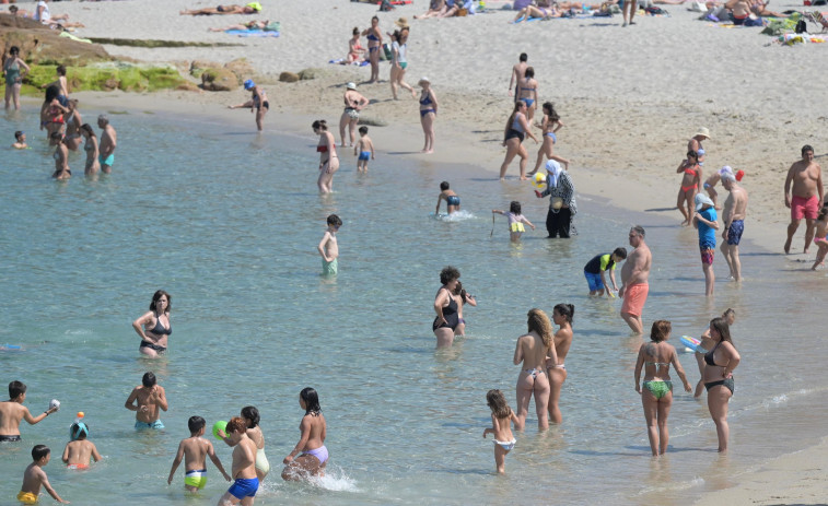 El viernes será el día más caluroso de la ola de calor, pero no afectará a Galicia