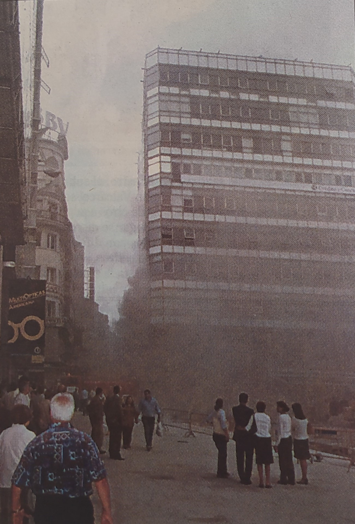 Incendio obelisco 1999