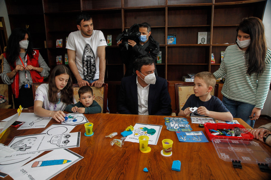 La Diputación ofrece la residencia Rosalía Mera de A Coruña para alojar refugiados