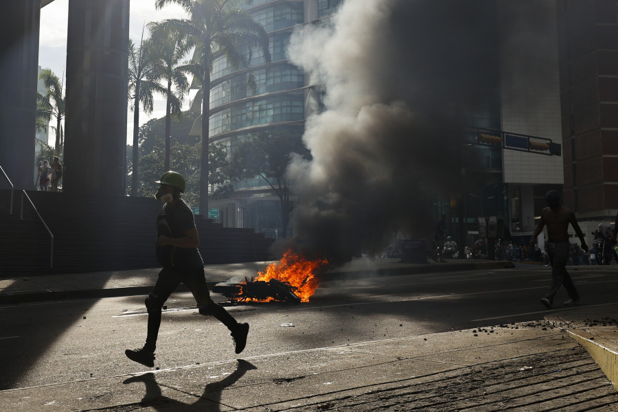 Miles de venezolanos se vuelven a manifestar contra el resultado electoral