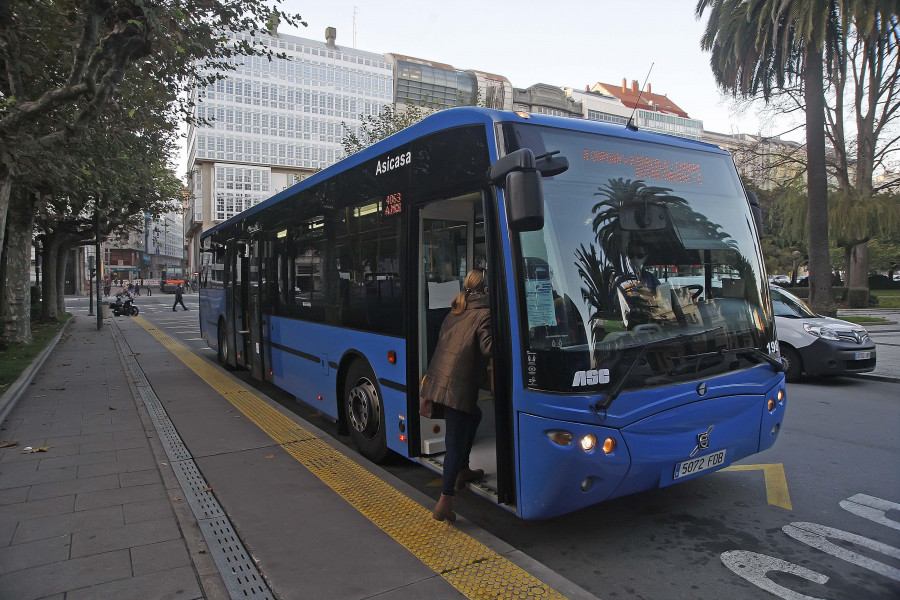 Oleiros rechaza que un bus nocturno transporte jóvenes desde A Coruña a las verbenas locales