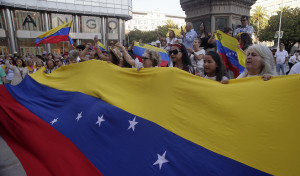 La protesta de los venezolanos en el Obelisco, en imágenes