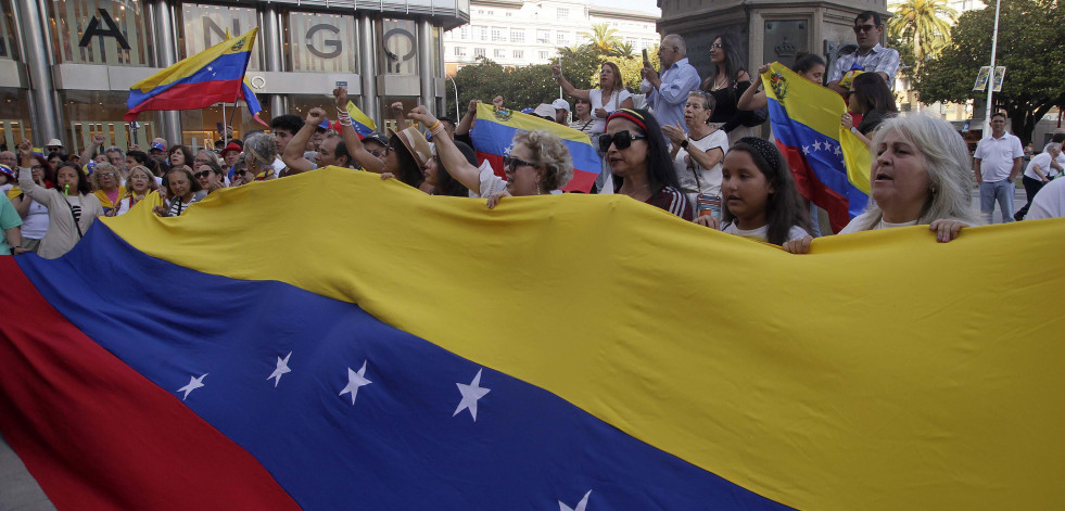 La protesta de los venezolanos en el Obelisco, en imágenes