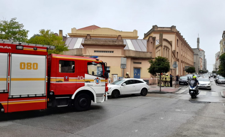 Alerta en la escuela de Curros Enríquez de A Coruña por un cortocircuito