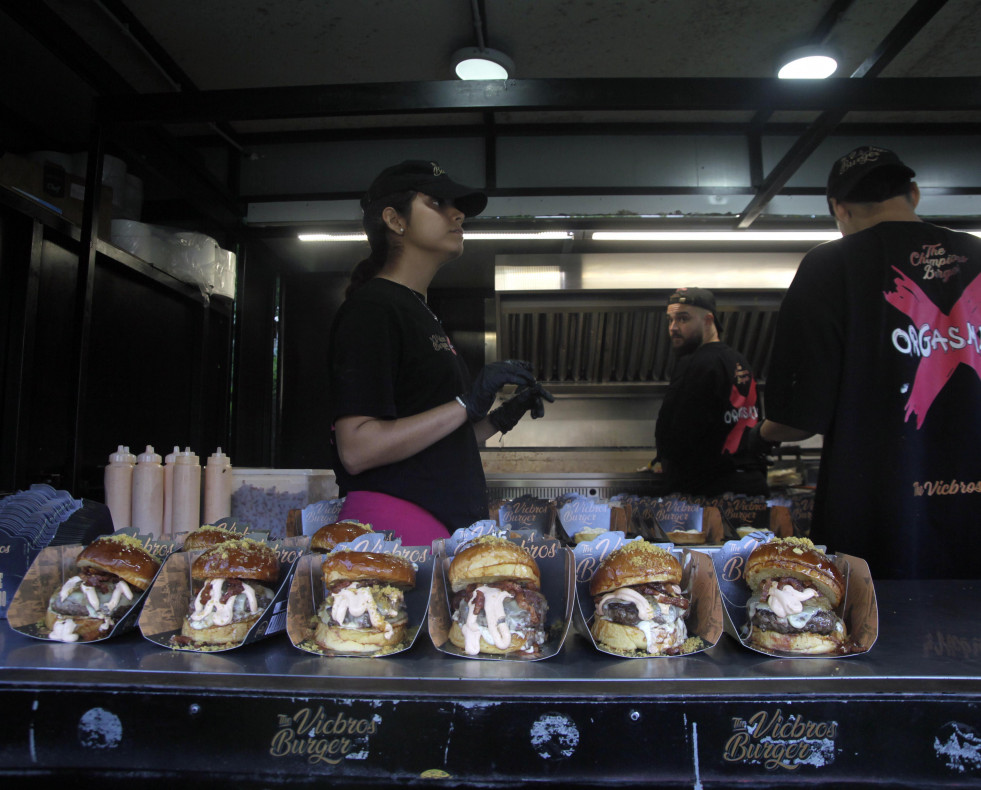 El festival nacional de las hamburguesas en el paseo de los Puentes  @Quintana  (29)