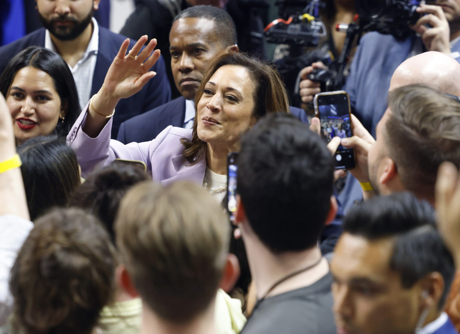 Kamala Harris energiza su campaña con una recaudación millonaria