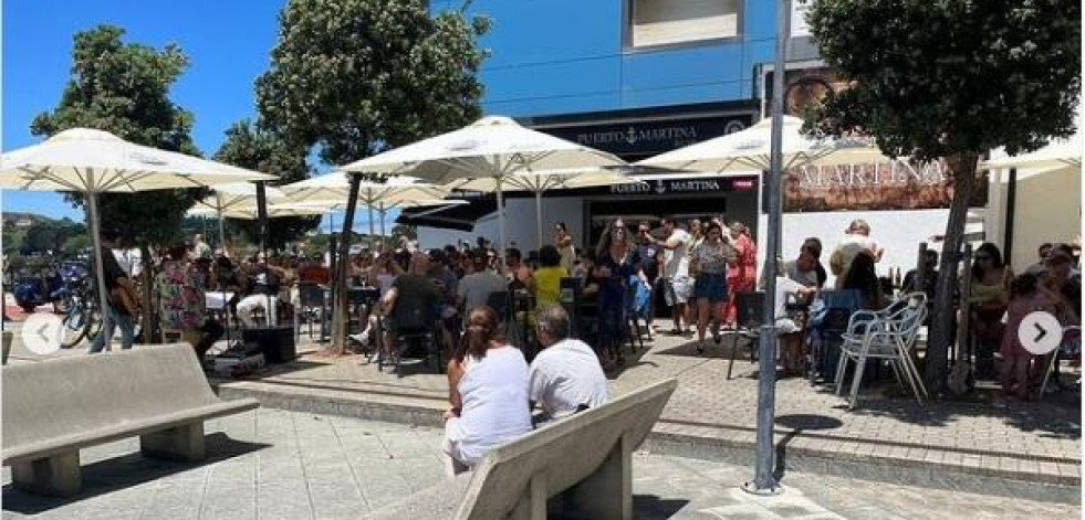 Un bar de Mera cierra durante la semana grande por el cansancio del 