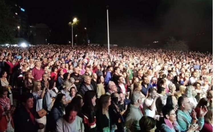 Los vecinos de Novo Mesoiro se hartan del Ayuntamiento de A Coruña y se desentienden de las fiestas