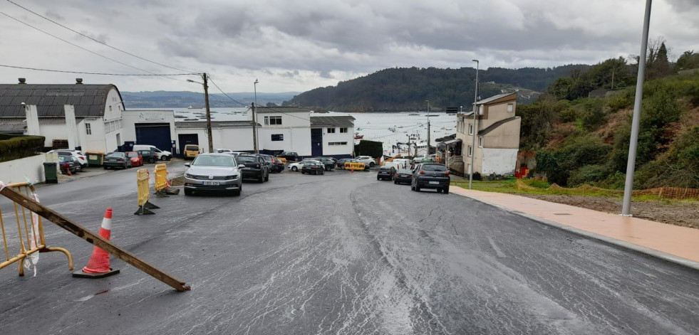 Oleiros reitera a la Xunta la necesidad de dotar de un bombeo al puerto de Lorbé