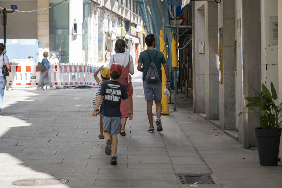 A Coruña es uno de los cinco destinos nacionales más demandados en agosto para viajar con niños