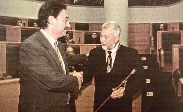 Hace 25 años | Torres Colomer promete que el diálogo presidirá la Diputación