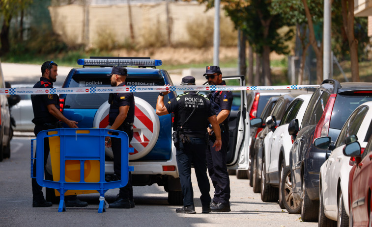 Un hombre mata a su expareja en Rubí, a su actual mujer en Castellbisbal y se suicida