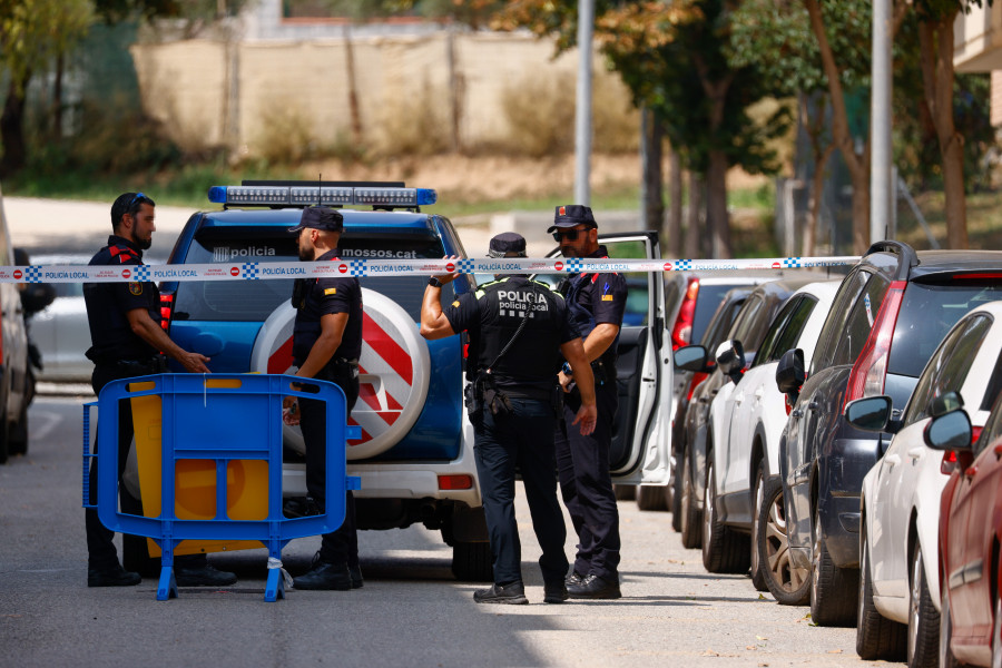 Un hombre mata a su expareja en Rubí, a su actual mujer en Castellbisbal y se suicida