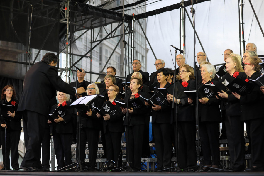 Cuatro décadas cantando en A Coruña al ritmo de las Habaneras