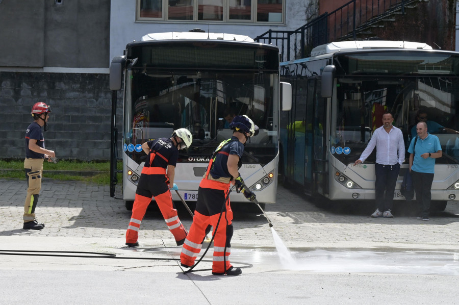 Colisionan dos autobuses en la estación de A Coruña