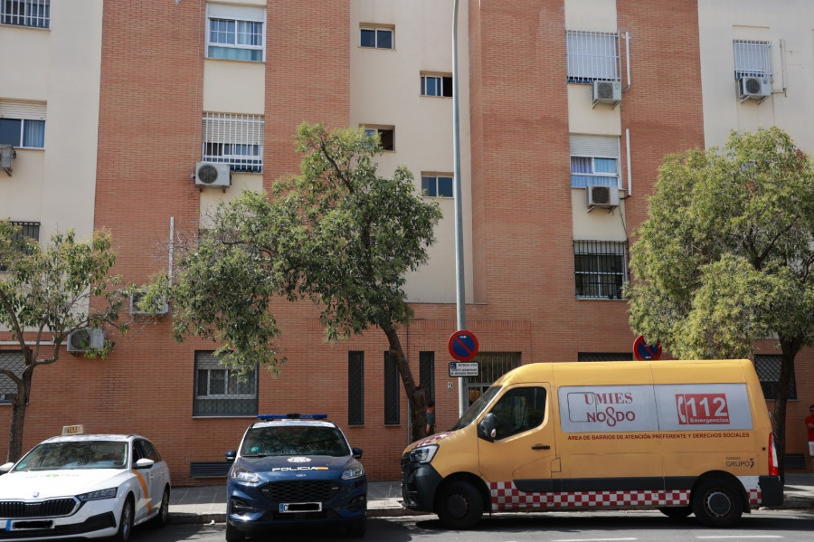 Detenido un hombre por asesinar con arma blanca a su mujer en Sevilla