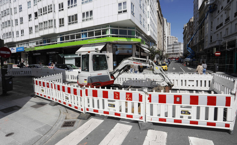 El Ayuntamiento de A Coruña reabre el tráfico en la calle Betanzos