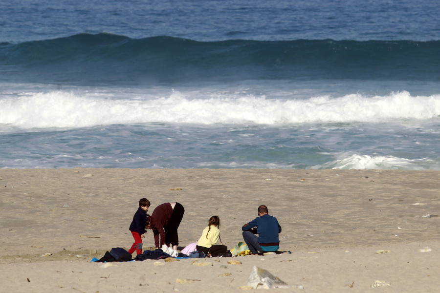 Los turistas en Arteixo: españoles y de paso hacia la Costa da Morte