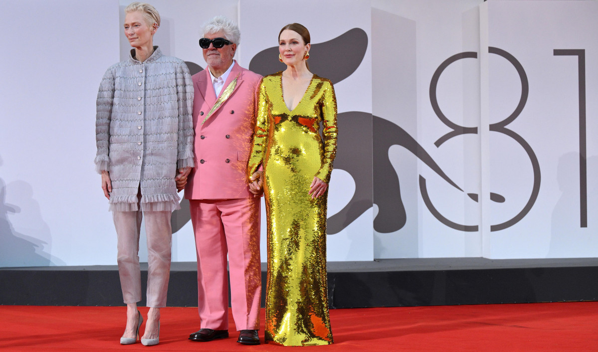 Tilda Swinton, el director y guionista español Pedro Almodóvar y la actriz estadounidense Julianne Moore