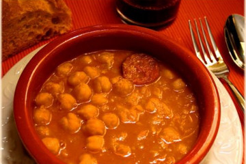 Callos con garbanzos