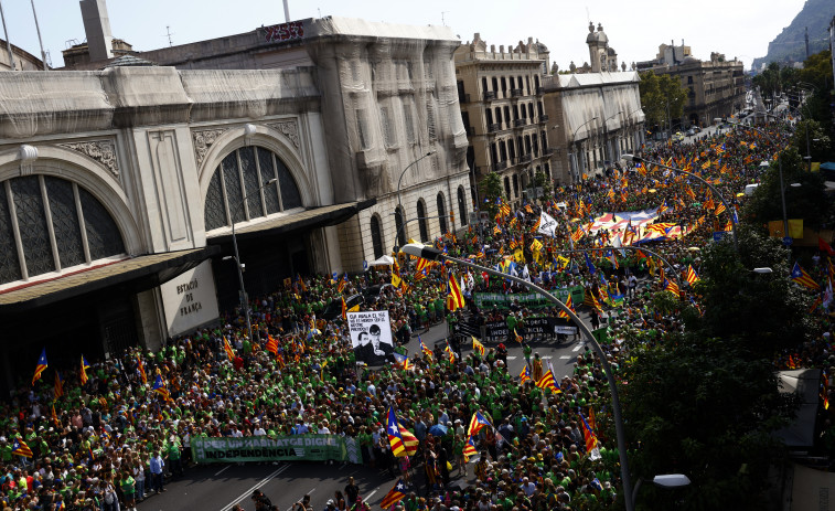 El independentismo civil exige unidad a Junts, ERC y CUP en una Diada menos concurrida