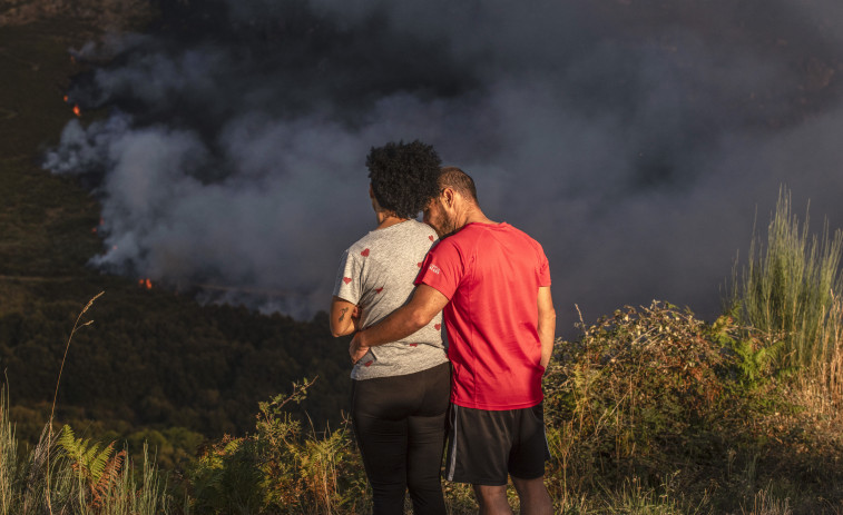 Varios incendios forestales en Galicia calcinan cerca de 400 hectáreas en dos días