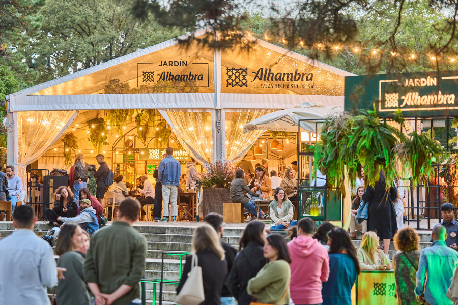 Caamaño & Ameixeiras, Rafa Centeno y Floradeira protagonizan la agenda de esta semana en Jardín Alhambra