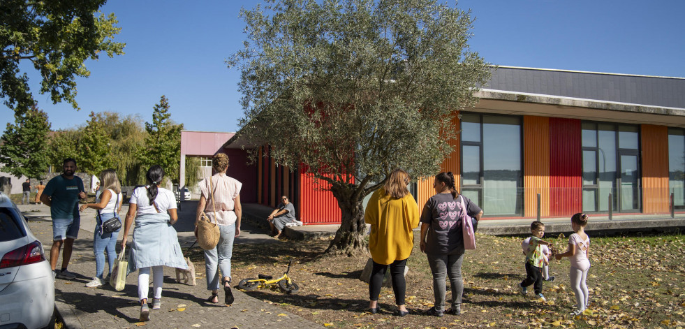 La oposición oleirense pide revisar los baremos de renta para la concesión de las becas comedor