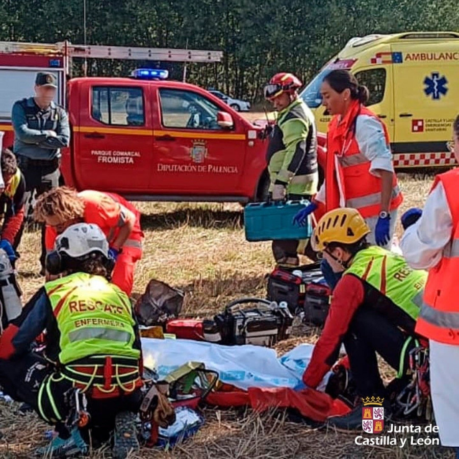 Una fallecida y un herido al estrellarse una avioneta de instrucción en Palencia