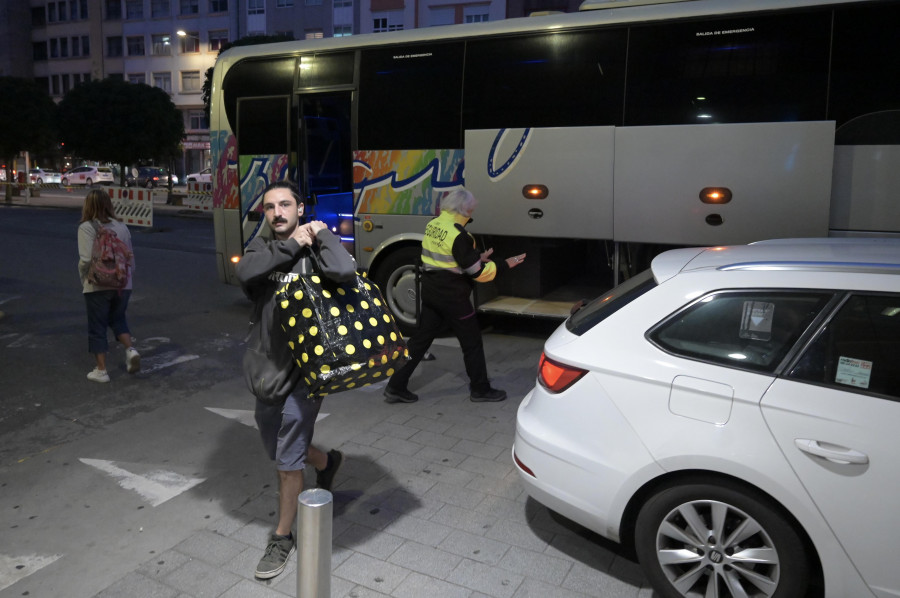 Vuelve la normalidad a la estación de tren de A Coruña tras las obras del fin de semana