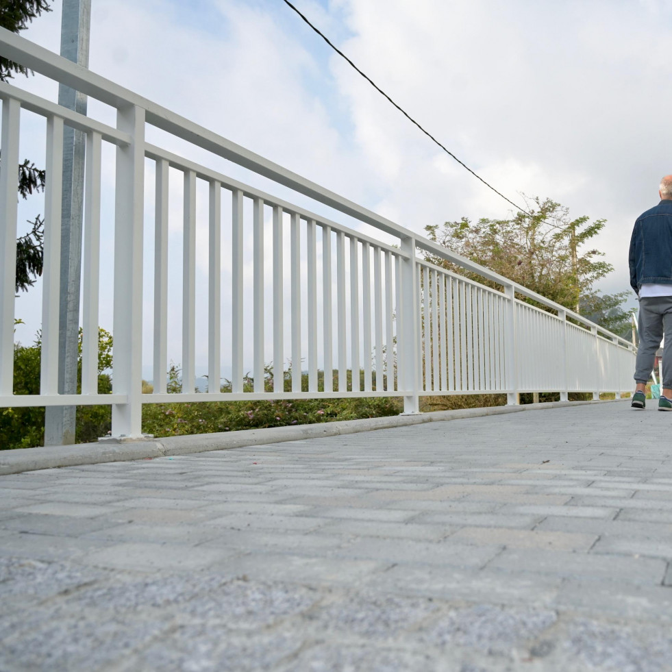 Culleredo finaliza la construcción de la senda peatonal de Liñares a Tarrío