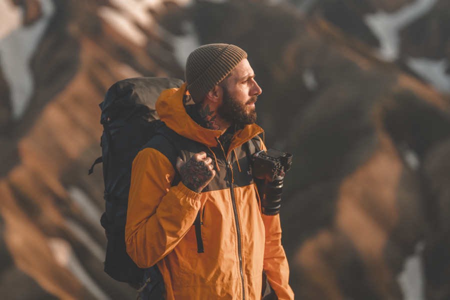 Álvaro Valiente, fotógrafo y videógrafo: “Colaborar con marcas como Estrella Galicia y Zara Home ha sido una experiencia increíble y un gran hito en mi carrera”