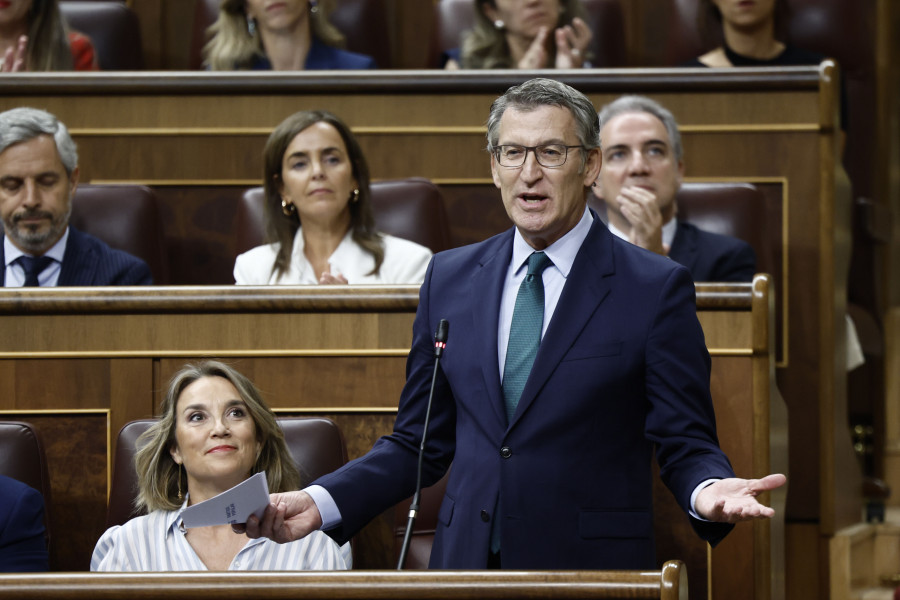 Feijóo acusa a Sánchez de pensar "que gobierna a idiotas"