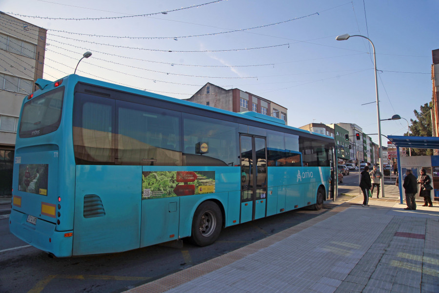 Los usuarios del bus de las playas de Arteixo crecieron un 13% este año