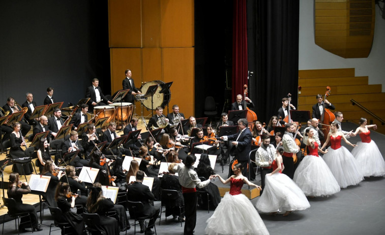 Tres Tchaikovskys y un Strauss cumplirán con las tradiciones de A Coruña