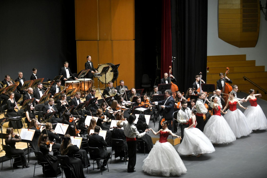 Tres Tchaikovskys y un Strauss cumplirán con las tradiciones de A Coruña