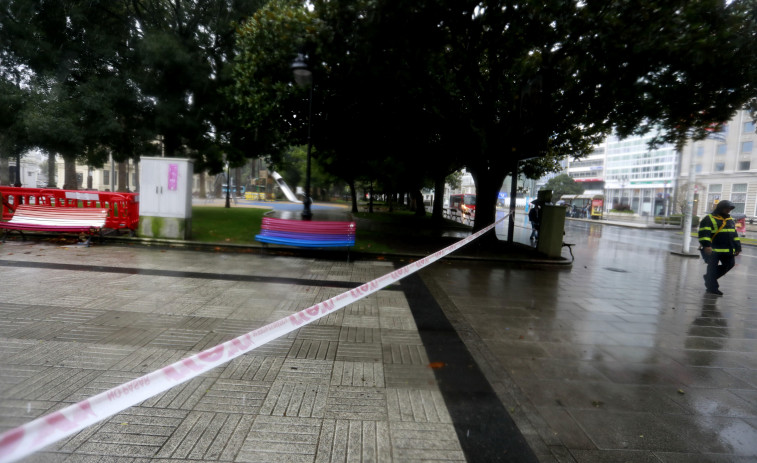 La alerta amarilla obliga a cerrar los parques de A Coruña