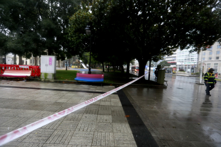 La alerta amarilla obliga a cerrar los parques de A Coruña