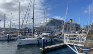 Costa Diadema, el crucero del castillo, los piratas y 'Tú sí que vales' llega al puerto de A Coruña