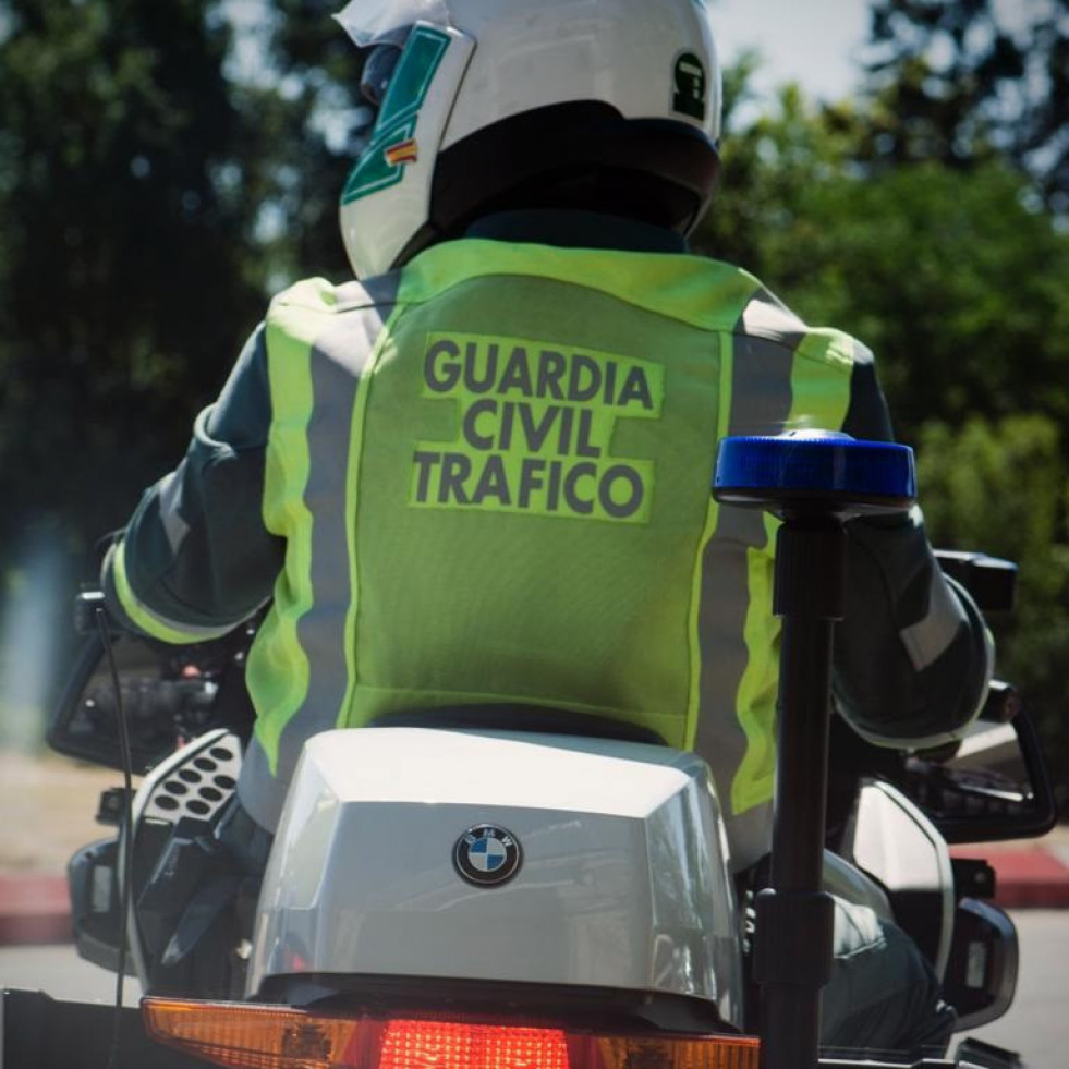 Interceptado un camionero en sentido contrario en la AP2 porque llegaba tarde a su destino