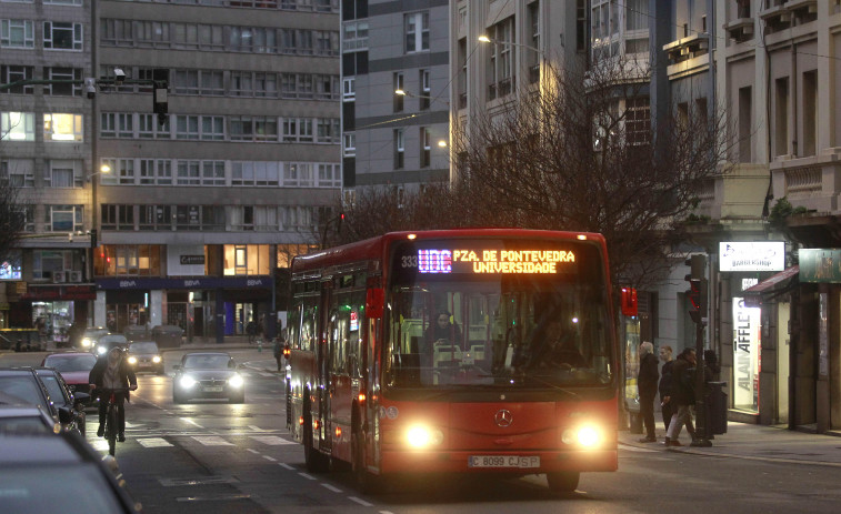 Dispositivo especial de autobuses para el debut del Leyma Básquet Coruña en la ACB