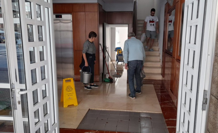 Una inundación causa graves daños en un piso y un bajo de Matogrande