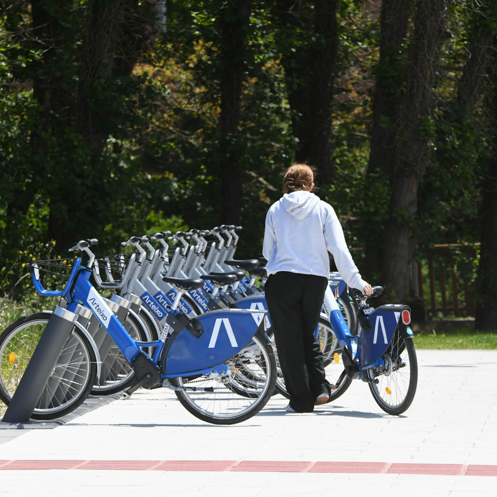 Arteixo ampliará en cien unidades su flota de bicicletas para alquilar