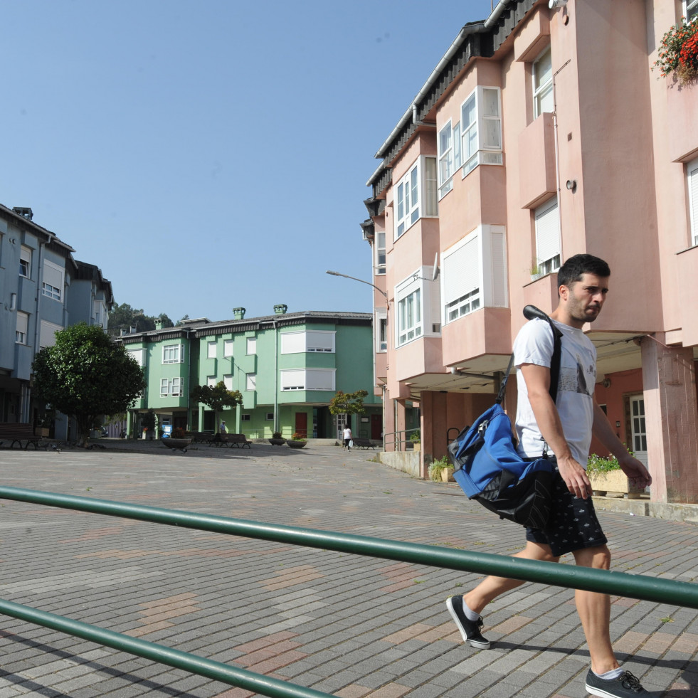 A Condesa: el barrio de Betanzos que nació en los 80 encara con más de cuarenta años su primera transformación