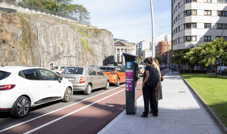 Los ingresos de la ORA en A Coruña caen casi un 10% por el efecto de la peatonalización en el centro