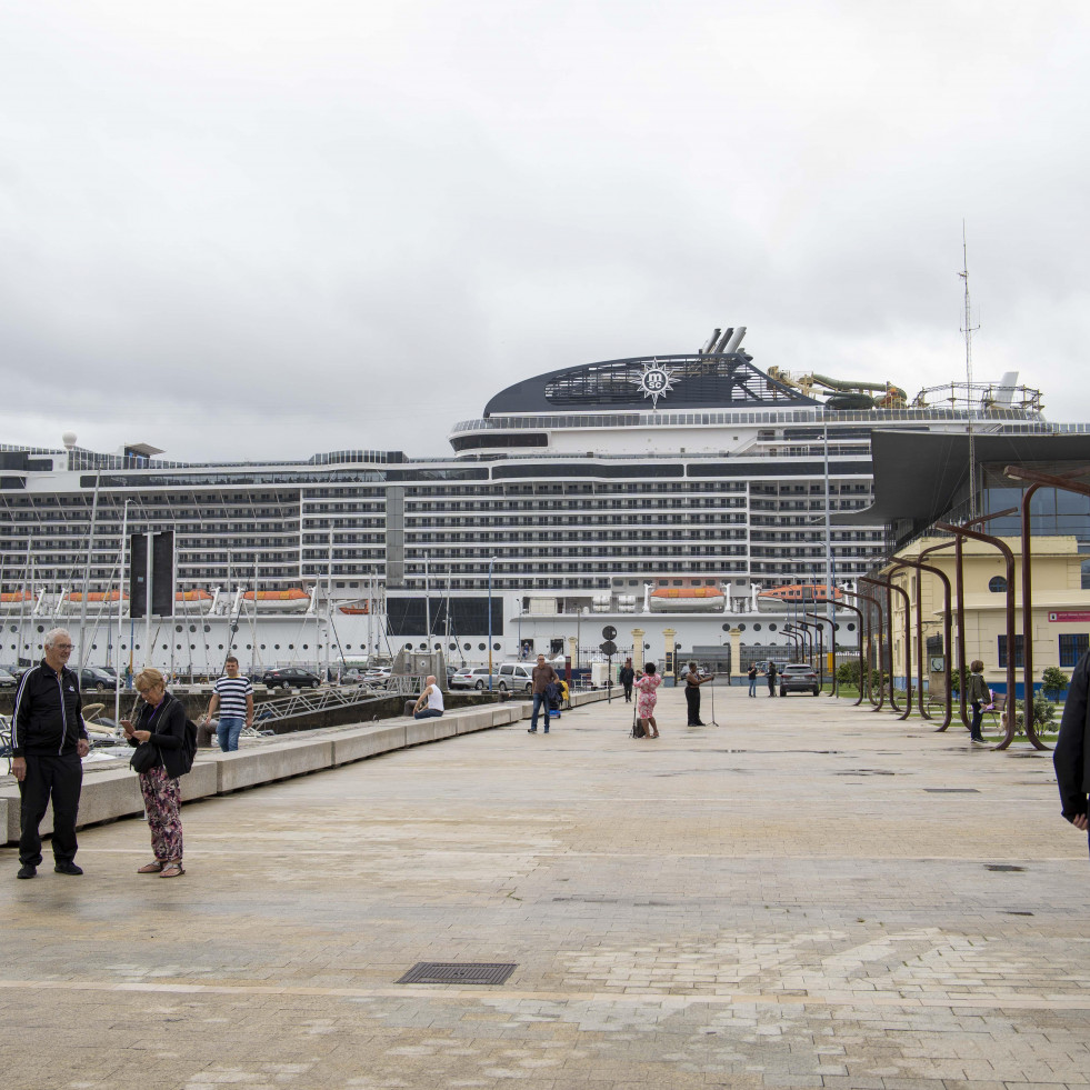 El puerto de A Coruña continúa en temporada alta: 24 cruceros visitarán la ciudad en octubre